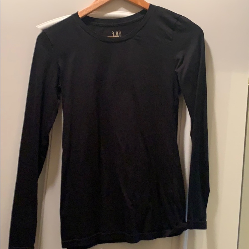 14th and Union Long Sleeve Soft Black Shirt